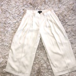 Banana Republic Wide Leg Capri Pants